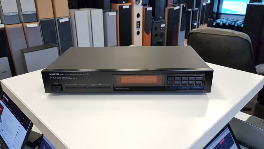 Onkyo T-4000 тюнер
