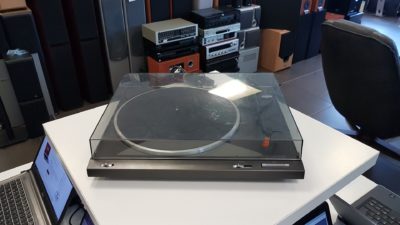 Проигрыватель виниловых пластинок Technics SL-B210