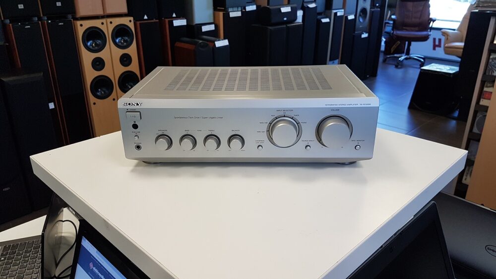 Усилител Sony TA-FE520R