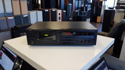 Кассетный проигрыватель Yamaha KX-800