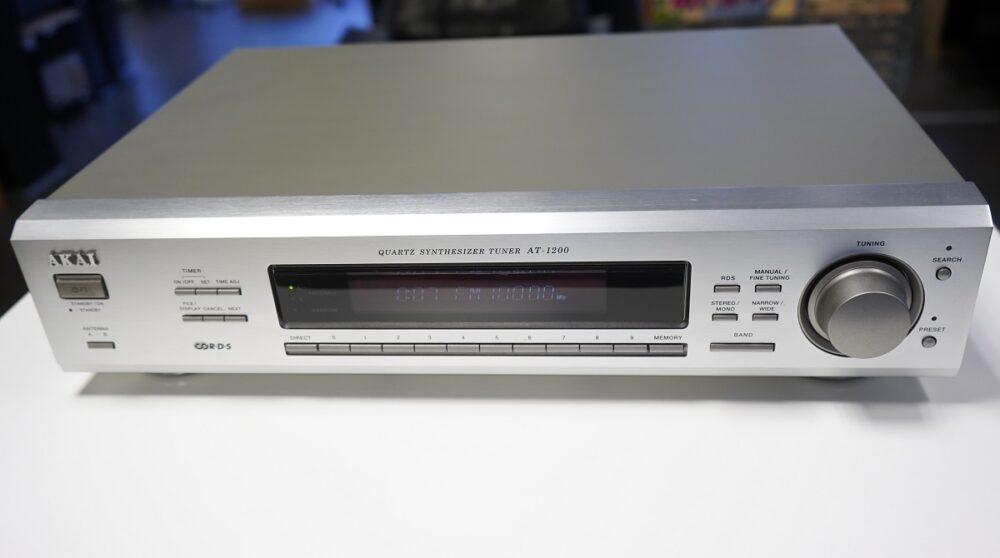 Тюнер Akai AT-1200