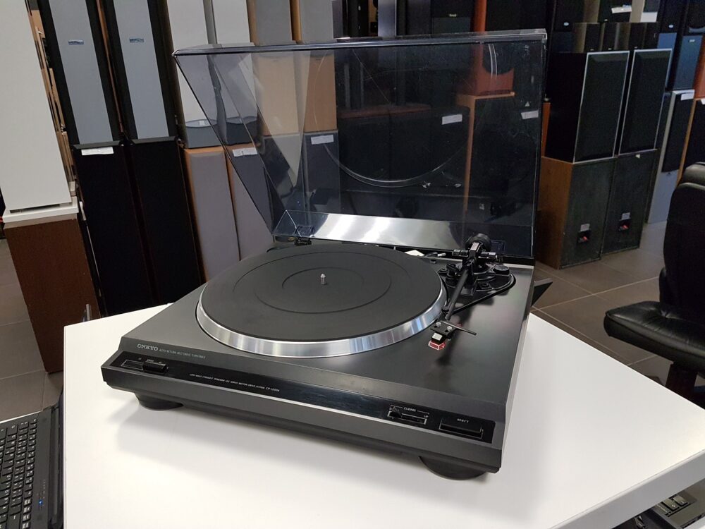 Проигрыватель виниловых пластинок Onkyo CP-1200A