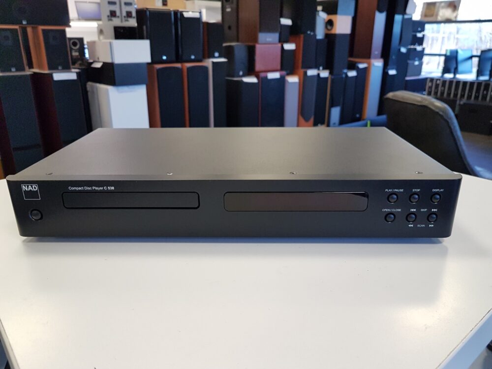 CD проигрыватель NAD C538