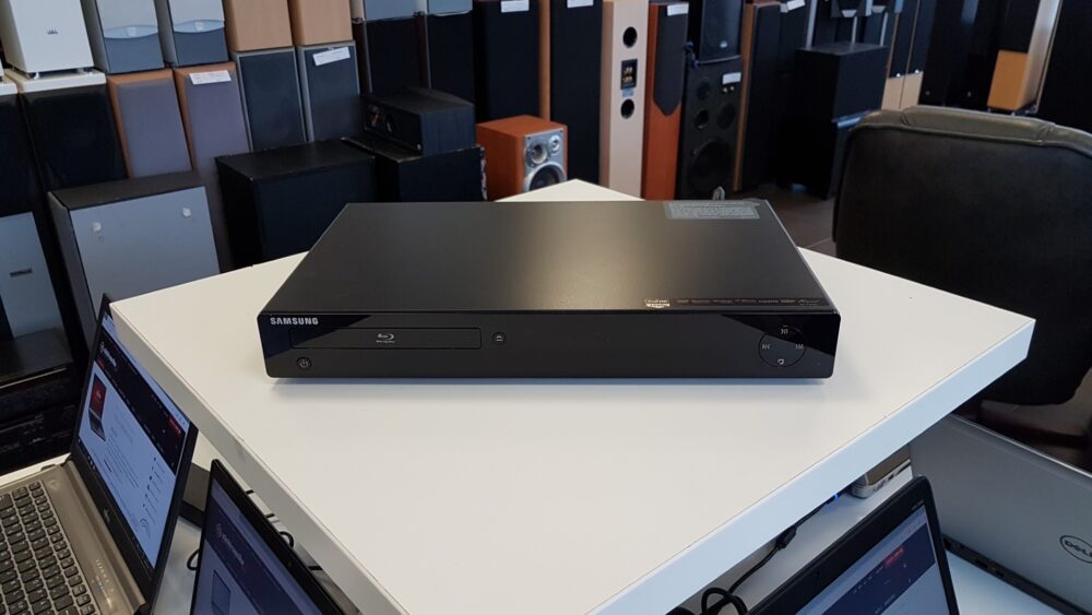 Samsung BD-P1500 Blu-Ray проигрыватель