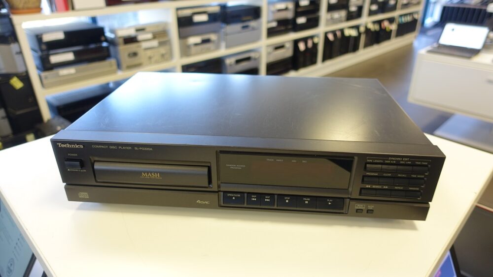 Technics SL-PG320A CD-проигрыватель