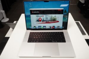 Apple MacBook Pro, 16-inch, A2485