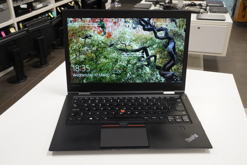 Lenovo X1 Carbon Gen.4 б-класса