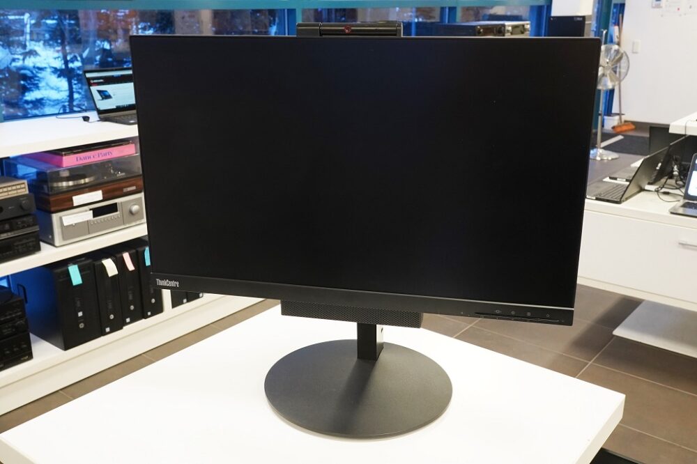 Lenovo ThinkCentre TIO 24 + ThinkCentre M900 Tiny