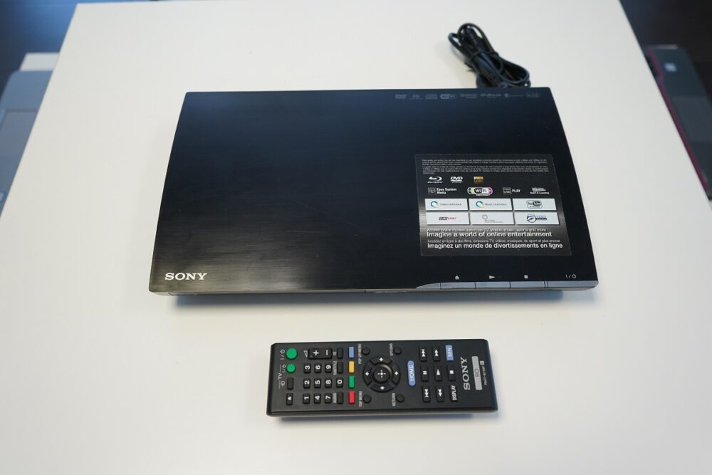 Sony BDP-S363 Blu-Ray / DVD проигрыватель