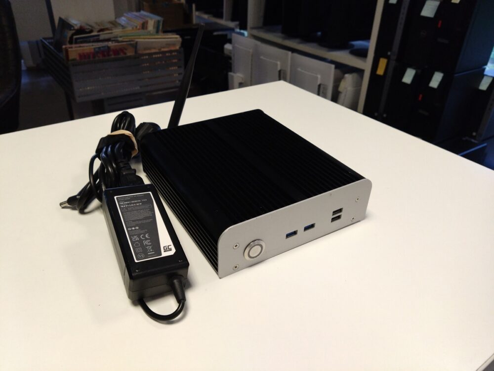 e-Medic Silence XT-M (NUC7i5DNKE)